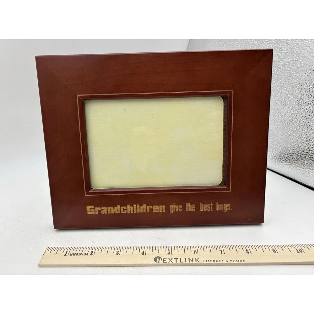 Grandchildren Give the Best Hugs Wood Picture Frame 4x6 Grandma Grandpa Gift